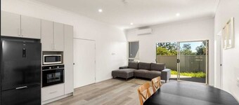 Brand New Luxury 3 bedroom villa / 3 ensuite - bathroom / Free Wifi