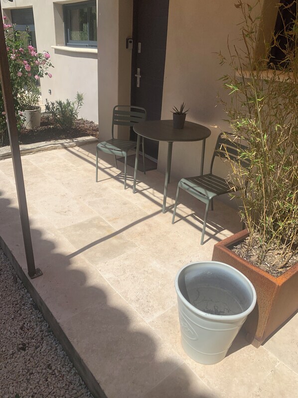 شرفة/رواق