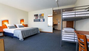 1 bedroom, free WiFi