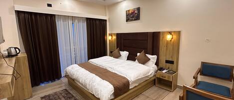 Free WiFi, bed sheets