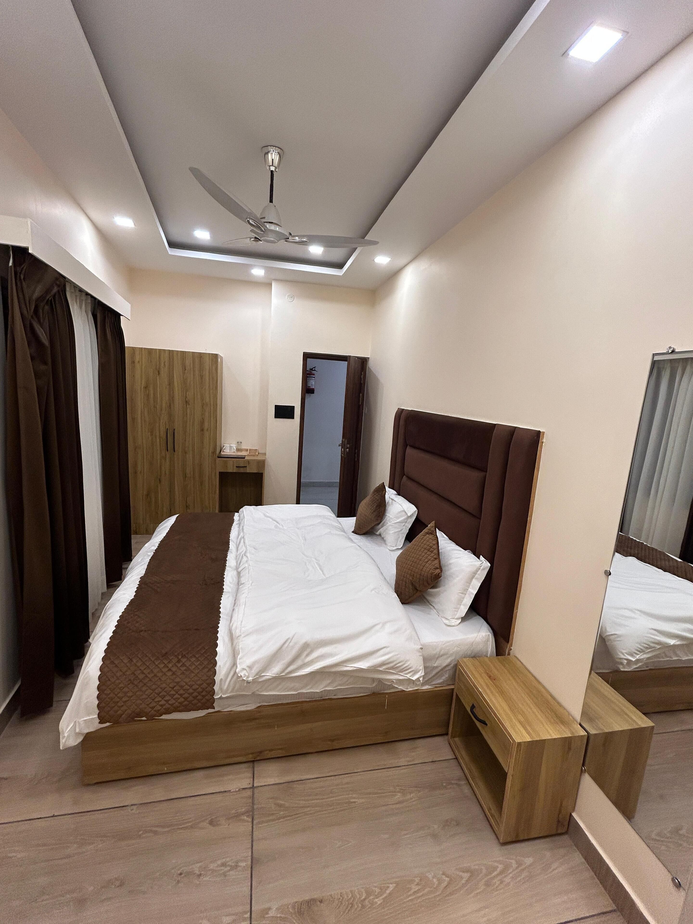 Standard Oda | Ücretsiz kablosuz İnternet, çarşaf takımı 