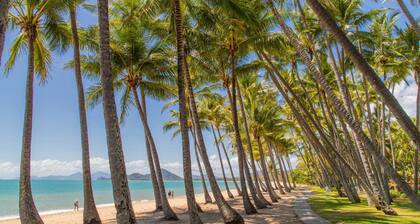 COVE HIDEAWAY @ PALM COVE