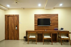 Family Quadruple Room | Television - HOTEL ROSHAN (Varanasi)