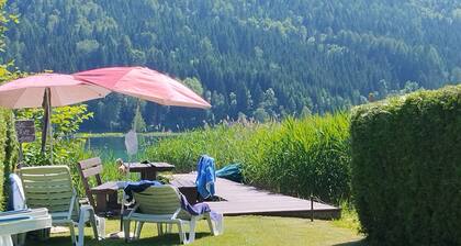 Apartment 'Birke' with Lake View, Private Terrace and Wi-Fi