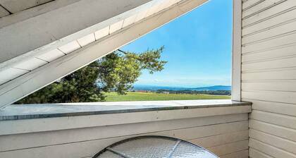 Ferienwohnung mit Seeblick, Balkon und Wi-Fi