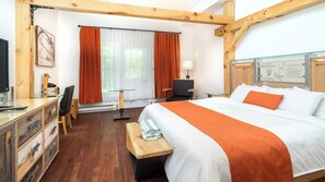 2 bedrooms, internet, bed sheets