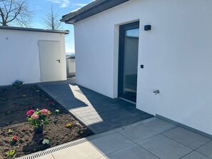 Property grounds - Apartment 'Meer' with Lake View, Private Terrace and Wi-Fi (Wölpinghausen)