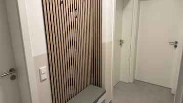 Een douche, handdoeken