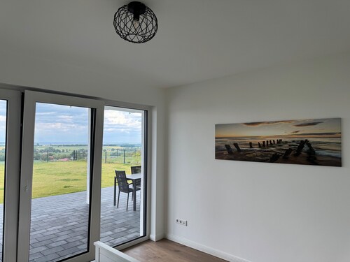 Ferienwohnung 'Meer' mit Seeblick, privater Terrasse und Wi-Fi