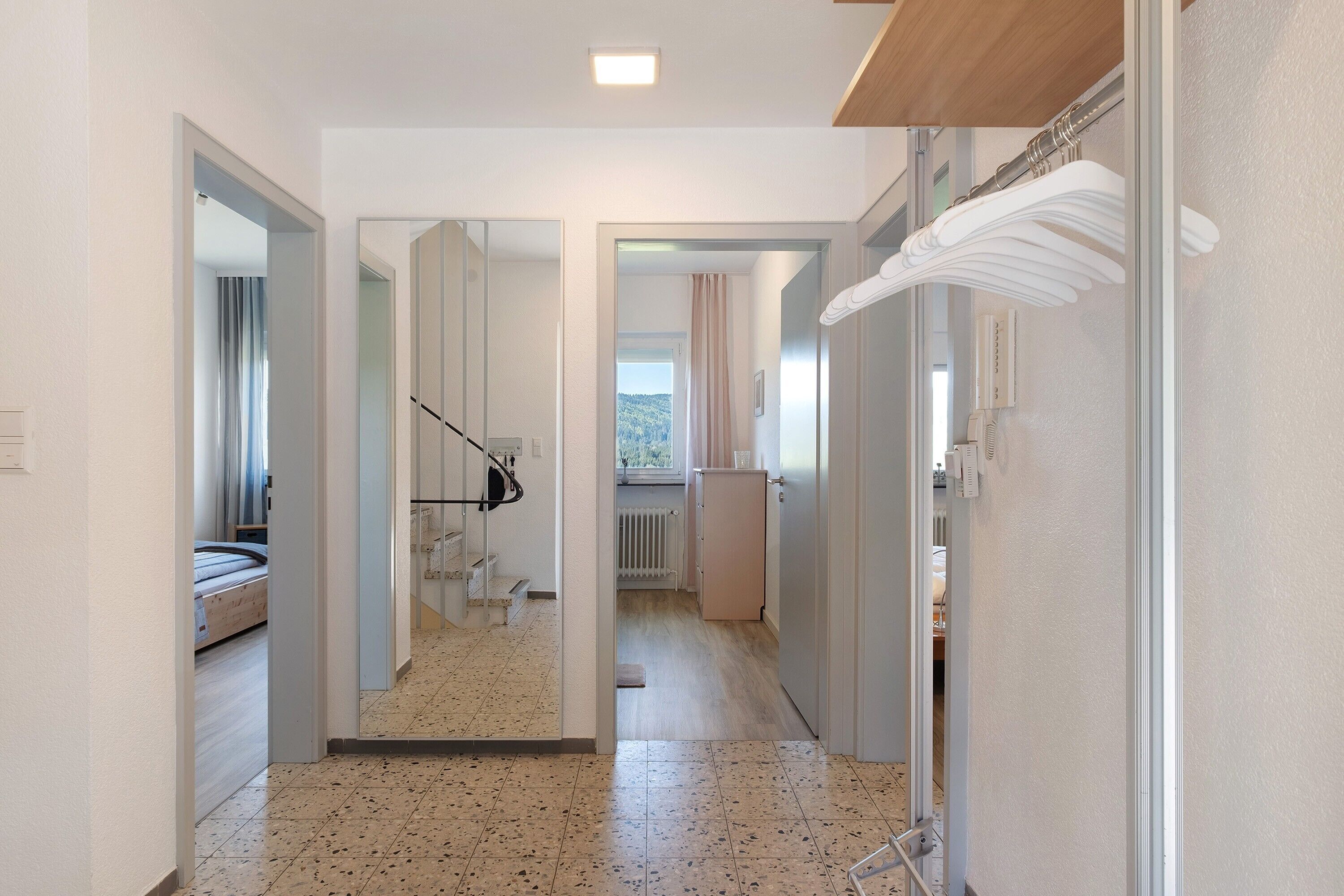 5 sovrum, strykjärn/strykbräda, gratis wi-fi och sängkläder