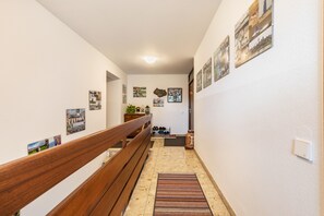 Lobby - Holiday Apartment "Apartment Am Wasen" with Balcony (Kirchheim unter Teck)