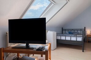 1 Schlafzimmer, Bügeleisen/Bügelbrett, kostenloses WLAN, Bettwäsche