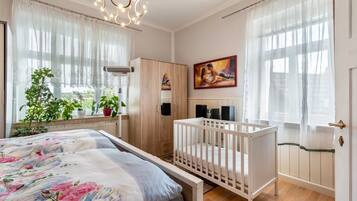1 chambre, fer et planche Ă  repasser, Wi-Fi gratuit, draps fournis