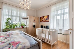 1 bedroom, iron/ironing board, free WiFi, bed sheets
