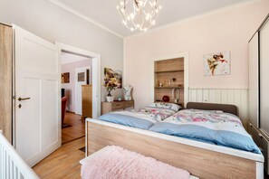 1 chambre, fer et planche à repasser, Wi-Fi gratuit, draps fournis