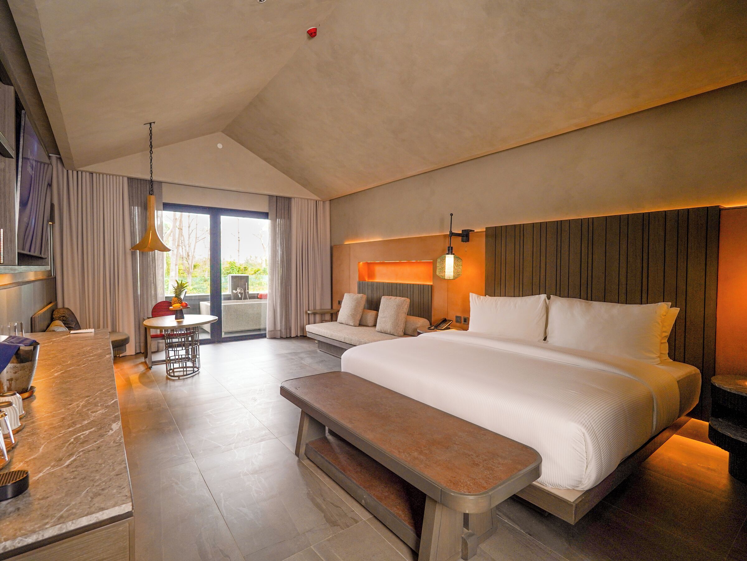 Premier-Suite, Gartenblick | Zimmersafe, Schreibtisch, schallisolierte Zimmer, kostenloses WLAN