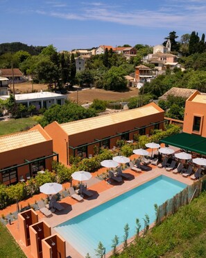 Seasonal outdoor pool, open 9:00 AM to 7:00 PM, pool umbrellas - Cape Resort (Corfu)