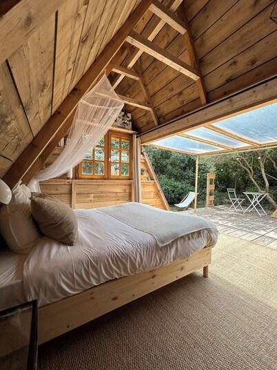 Tipi d'HamiH" unusual accommodation