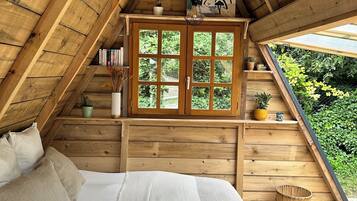 1 slaapkamer, een strijkplank/strijkijzer, wifi, beddengoed