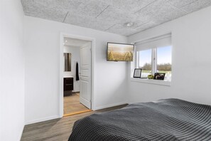 4 chambres, fer et planche Ă repasser, accĂšs au Wi-Fi (inclus)