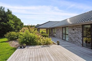 Exterior - Large holiday home with pool near Odense (Otterup)