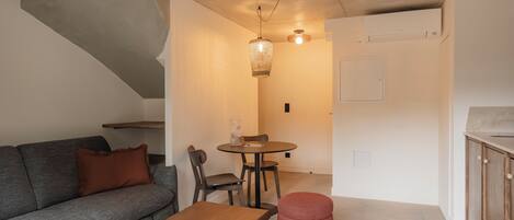 Cabin, Kitchenette, Garden View | Living area