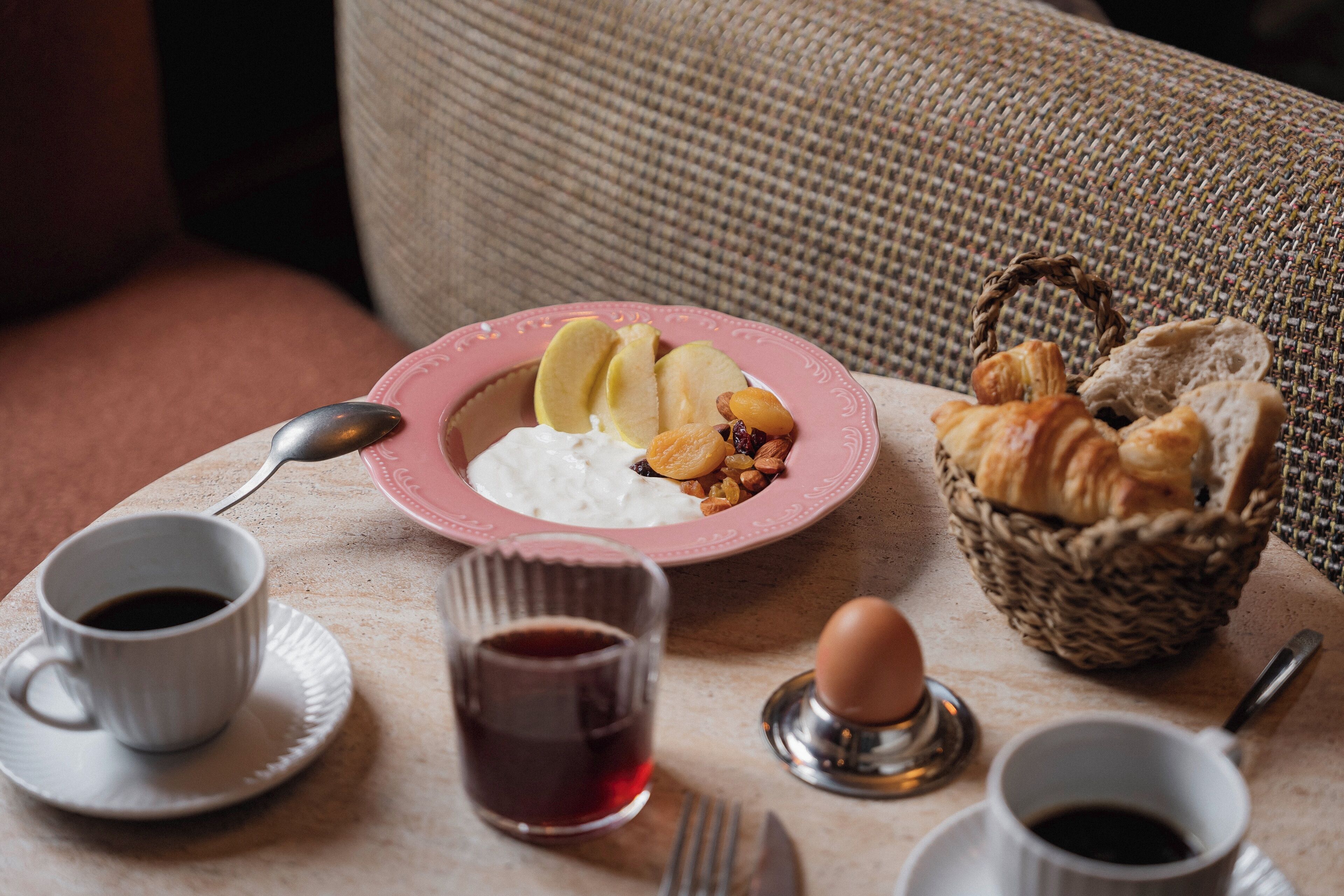 Daily buffet breakfast (EUR 18 per person)