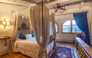 2 bedrooms, free WiFi