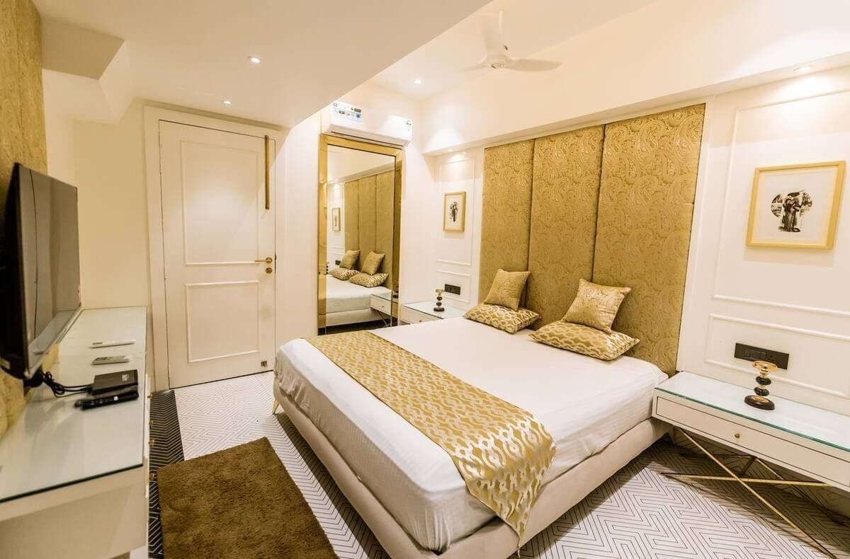 Comfort Room | Free WiFi