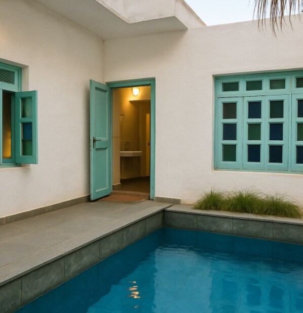 Huone | Yksityinen uima-allas