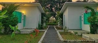 Tiger Safari Lodge