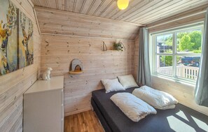 2 bedrooms, free WiFi