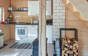 Frigorifero, piano cottura, lavastoviglie, macchina per tè/caffè