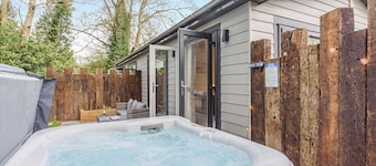 1 bedroom accommodation in Faringdon
