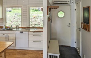 Kjøleskap, ovn, kokeplater og oppvaskmaskin