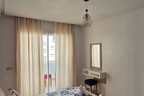 1 bedroom, iron/ironing board, WiFi, bed sheets - Coin Du Ciel Joyeux Swimming pool view (Agadir)