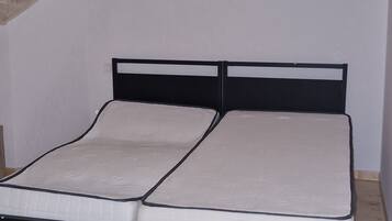 2 bedrooms, bed sheets