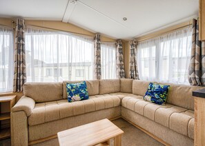 Living area - 1 bedroom accommodation in Nr St Austell (Nr St Austell)