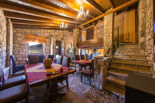 Silva Suites - Kryoneri, Lake Plastira