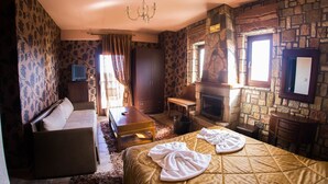 House, Smoking | 11 bedrooms