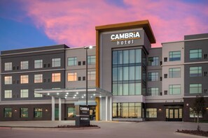 Front of property - evening/night - Cambria Hotel Northlake Conference Center - Roanoke (Roanoke)