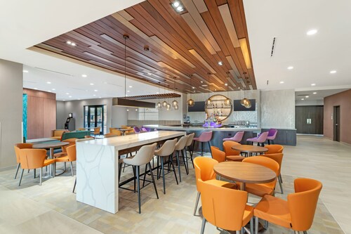 Cambria Hotel Northlake Conference Center - Roanoke