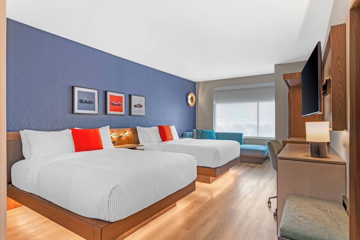 Hochwertige Bettwaren, Pillowtop-Betten, Zimmersafe, Schreibtisch
