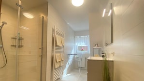 Bathroom - Hotel Wirtshaus Hv Dl Kaplan (Feldbach)