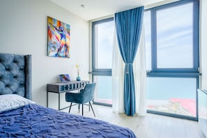 Family Studio Suite, Sea View
