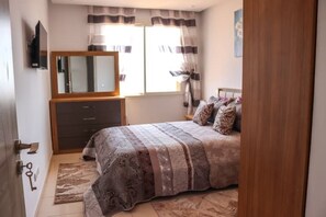 1 soverom, strykejern/-brett, wi-fi og sengetøy