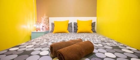 1 bedroom, WiFi, bed sheets