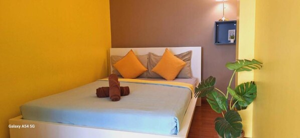 1 bedroom, WiFi, bed sheets