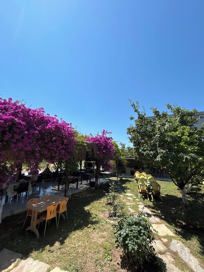 Mandarin Beach Hotel ve Restaurant 