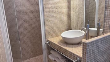 Savon, papier toilette